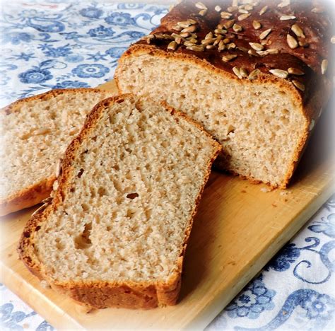 The English Kitchen: Easy No Knead Light Rye Bread