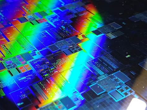 What is Photolithography? An In-depth Explanation - 405nm.com