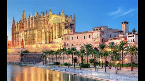 Walking in the Old Town of Palma de Mallorca. Spain. - YouTube