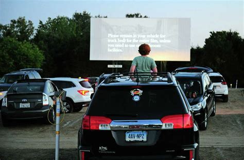 These 5 drive-in movie theaters are still open in CT