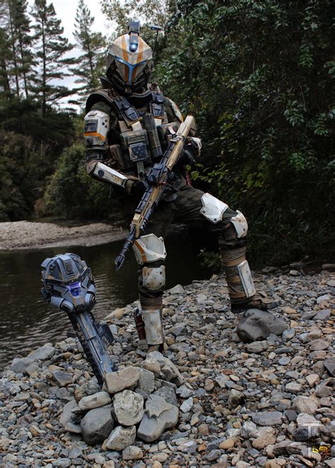 Titanfall 2 : Holo PIlot Cosplay - AndrewDFT by CpCody on DeviantArt