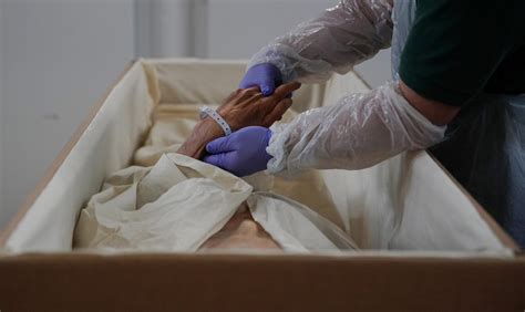 What’s it really like working in a mortuary? – Talking Death – Poppy's ...