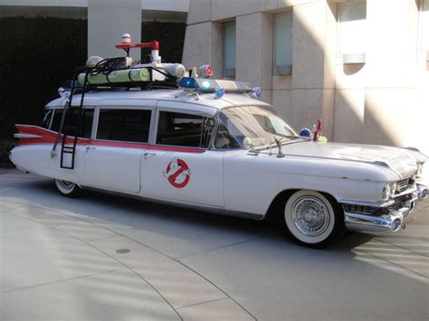 Ghostbusters News: What Kind of Car Is the New Ecto-1? - The News Wheel