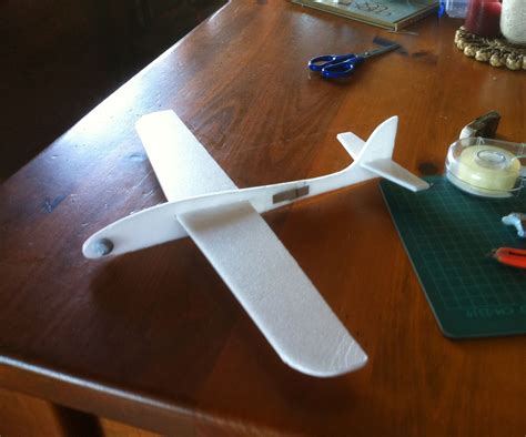 Kids Home Made Glider Using Depron Foam : 4 Steps - Instructables