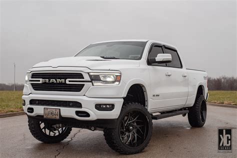 2020 Dodge Ram White Fuel Off-Road Runner D741 Wheel | Wheel Front