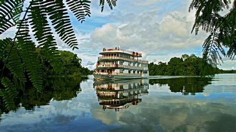 Amazon River Cruise - Rio Negro (Brazil) - Castelo Travel Designers