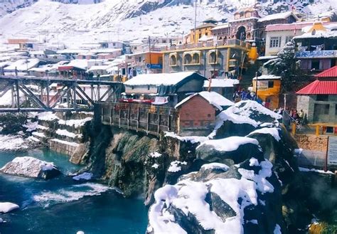 Badrinath Temple History: how it was built? - Rishikesh Day Tour