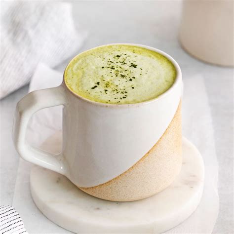 Matcha Tea With Milk - Texanerin Baking