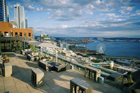 Rooftop Bars Seattle: 21 Best Bars with Amazing Views [2024]