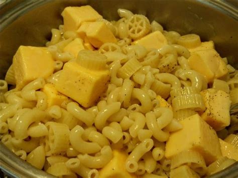 VELVEETA Mac and Cheese - Busy Mom Recipes in 2024 | Velveeta mac and ...