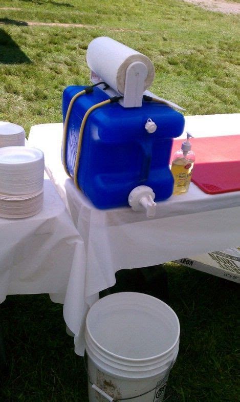 DIY Hand Washing Station - Top 33 Most Creative Camping DIY Projects ...