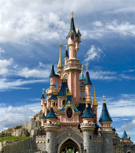 Disney Land Pictures | Download Free Images on Unsplash