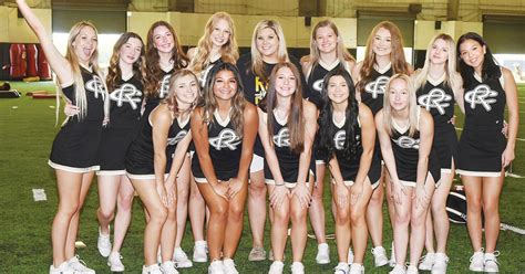 Royse City cheerleaders | | roysecityheraldbanner.com