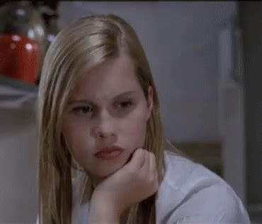 H2o Emma Gilbert GIF - H2O Emma Gilbert - Discover & Share GIFs