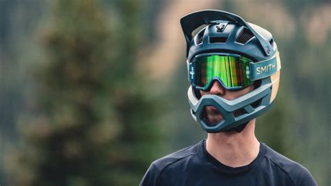 The Best Enduro Bike Helmets - Cyclists Authority