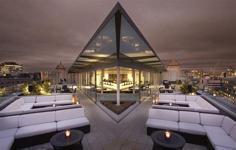 26 Best Rooftop Bars With Dazzling Views In London