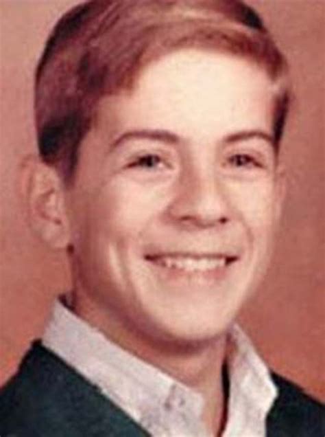 Bruce Willis - middle school yearbook photo, late 1960s. | Bruce willis ...