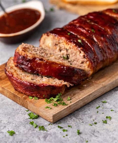 This Pioneer Woman Meatloaf Recipe is the best you'll ever try! The ...