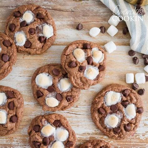 Mississippi Mud Cookies: delicious chocolatey cookies with marshmallows