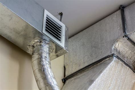 Five Signs Your Air Ducts Need To Be Replaced | Champion Home Services