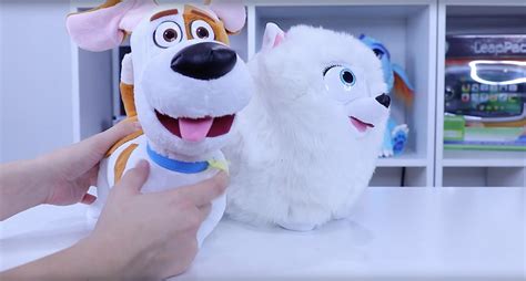 The Secret Life of Pets - Gidget and Max Talking Plush Buddies