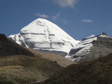 The Kailash Kora Trek – The Mountain Path