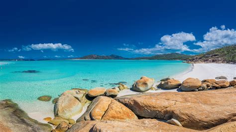 Panorama of the Whitehaven Beach in the Whitsunday Islands, Queensland ...