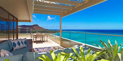 The Moana Surfrider Hotel of Waikiki, Hawaii—Elegance for the Ages ...