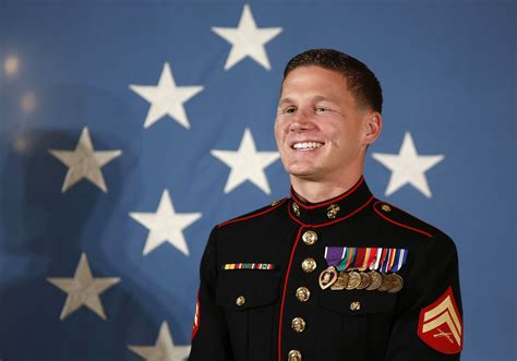 Kyle Carpenter receives Medal of Honor