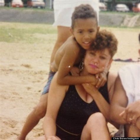 Chris Brown Mother: Singer Tweets Photo, 'I Love Her!' | HuffPost