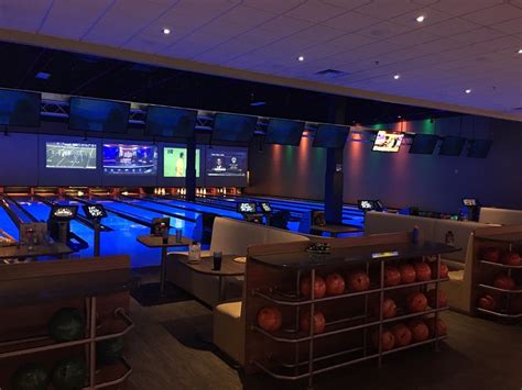 Main Event Entertainment - 124 Photos & 131 Reviews - Bowling - 10700 ...