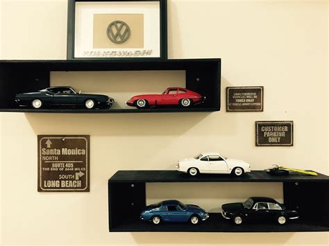 Garage Model Car Display Ideas - help ask this