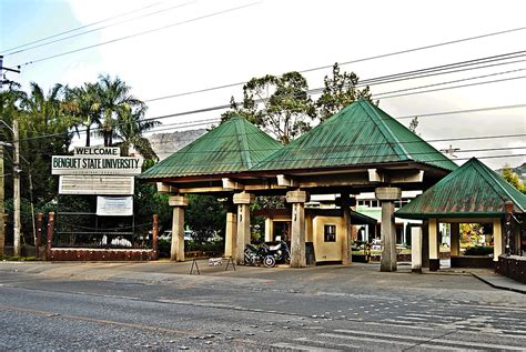 [La Trinidad] Benguet State University | BSU Main Gate | scion_cho | Flickr