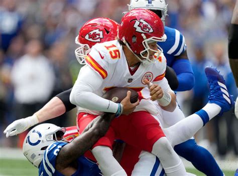 Indianapolis Colts Defense Outduels Mahomes, Ryan Delivers in Win vs ...