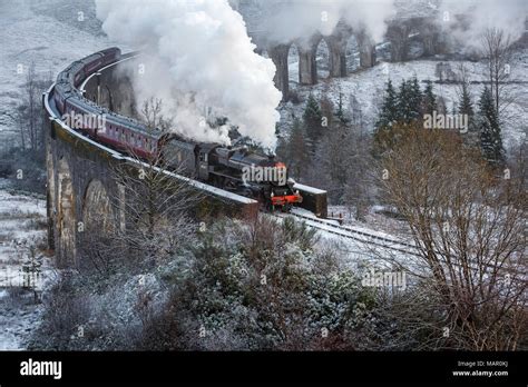 Glenfinnan Railway Viaduct, part of the West Highland Line, Glenfinnan ...