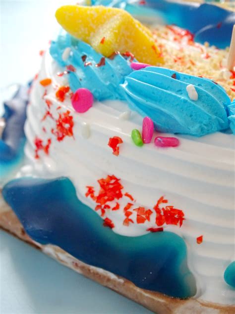 How to Make a Shark Week Cake - Living La Vida Holoka