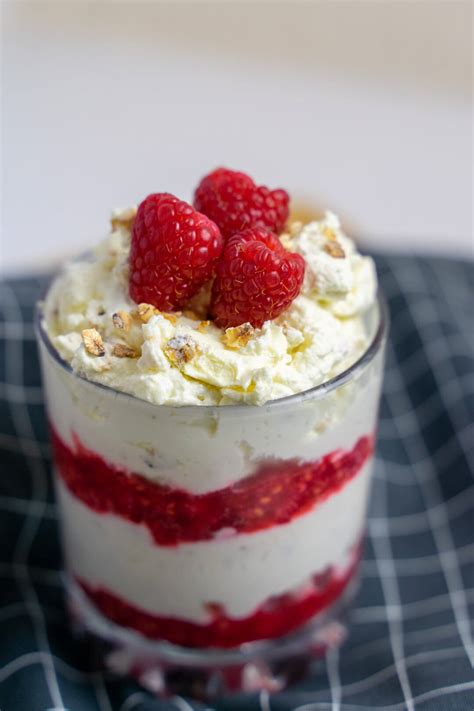 Scottish Cranachan Recipe | Easy Cranachan Dessert Recipe