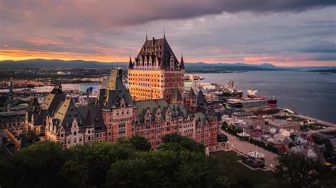 Fairmont Le Château Frontenac | Quebec City Hotels | Canada Rail Vacations