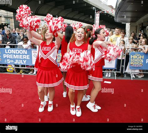 Cheerleaders entertain fans premiere disneys high school musical hi-res ...