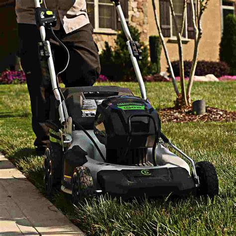 Greenworks introduces 82-volt line of commercial equipment