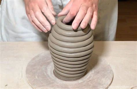 How to Make Coil Pots – 5 Great Coil Pottery Techniques