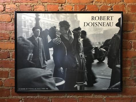 Iconic Vintage Robert Doisneau Kiss Framed Poster Print 33 x 25 Bisou ...