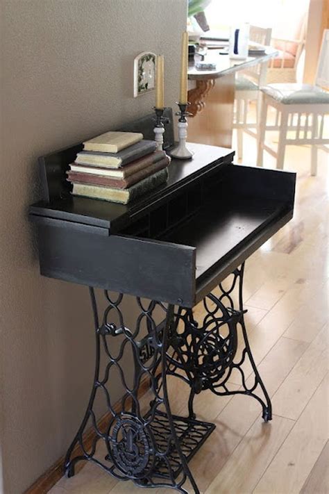 Ingenious ideas for repurposing a treadle sewing machine | Mobilier de ...