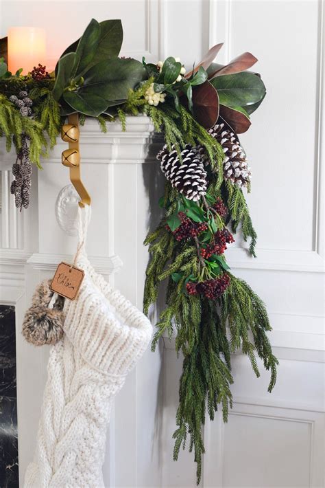 A Christmas Fireplace Mantel Garland (Rambling Renovators) | Christmas ...