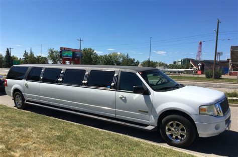 Calgary's Best Limo Company / Expedition SUV Limousines / Tuxedo Limo