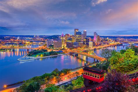 Pittsburgh, Pennsylvania, USA city skyline. - Ayelet Tours, Ltd.