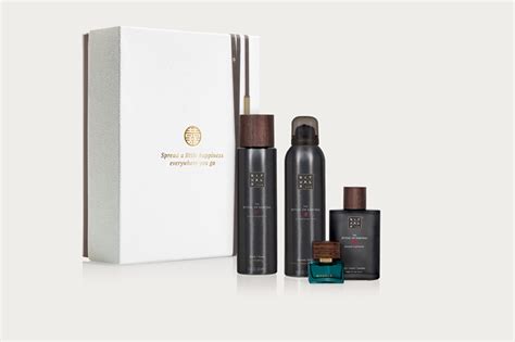 The 31 Best Men's Skincare Gift Sets in 2022 - The Manual