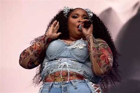 Lizzo's "Truth Hurts" Rises to No. 1 on Billboard Hot 100 - XXL