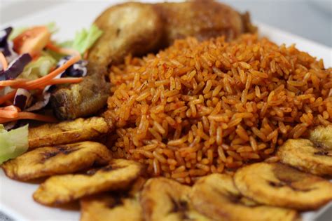 NIGERIAN JOLLOF RICE | Video Recipe | Ivonne Ajayi.