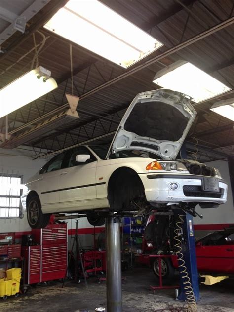 Mercedes Benz Service. Autoworks of Tampa | by Bob Noriega | Medium